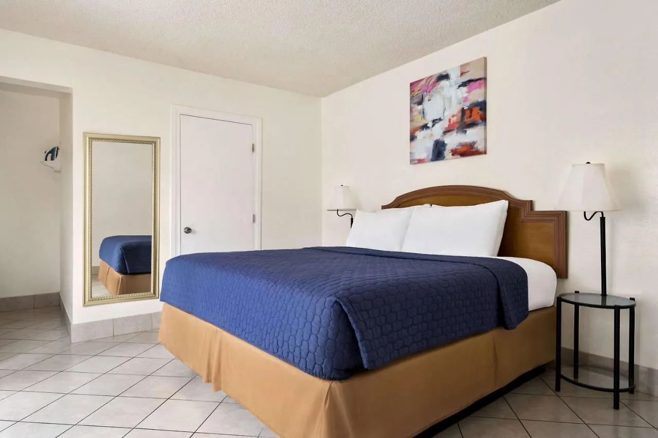 Travelodge By Wyndham Las Vegas