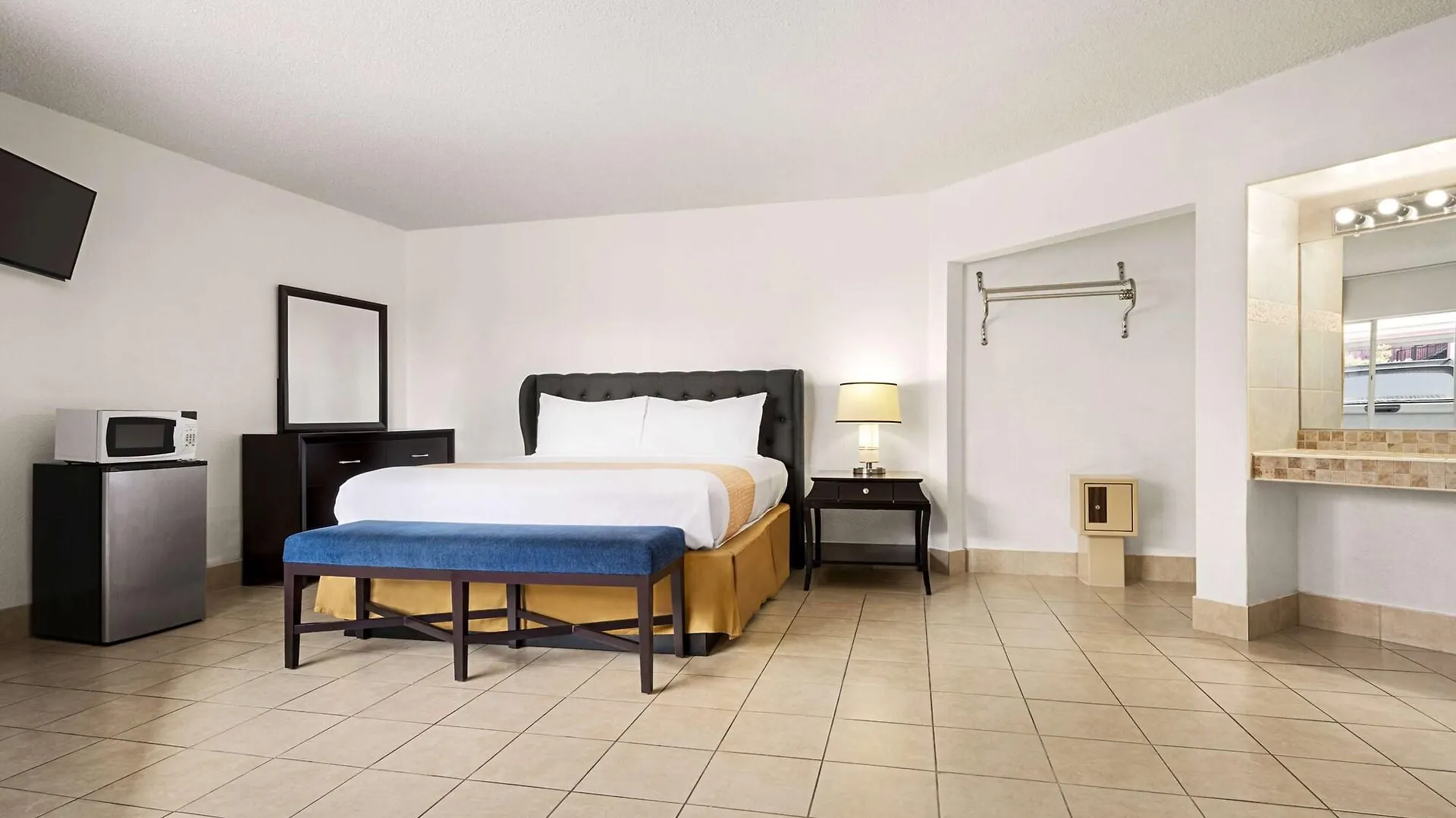 Travelodge By Wyndham Las Vegas Motel